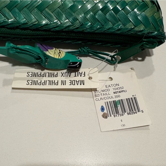 Handmade Vintage 80s Woven Clutch | Green | Eaton - Picture 4 of 4